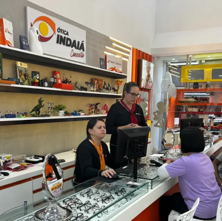 Consultoras Indaiá com cliente